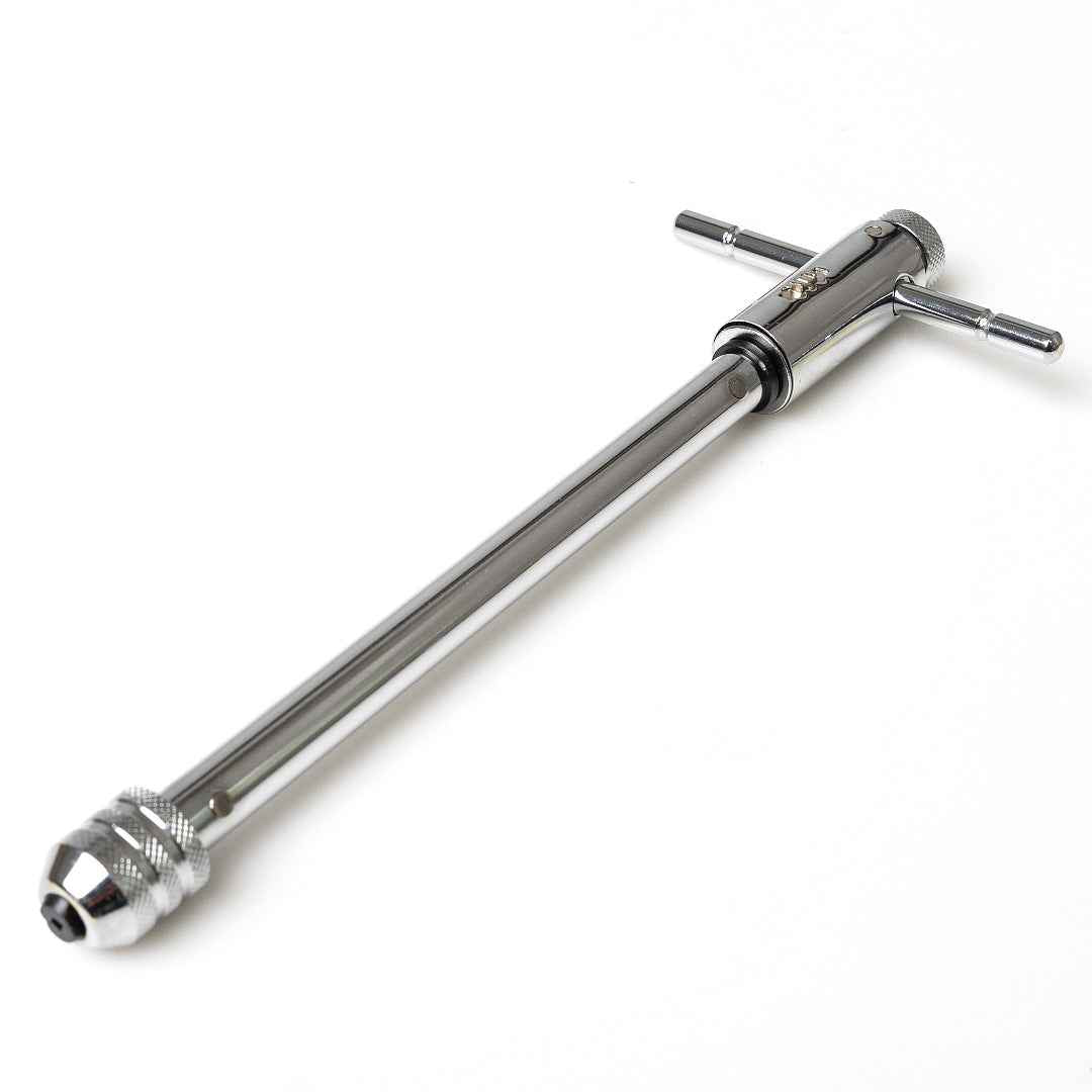 Werkzeughalter für Gewindebohrer mit Ratsche